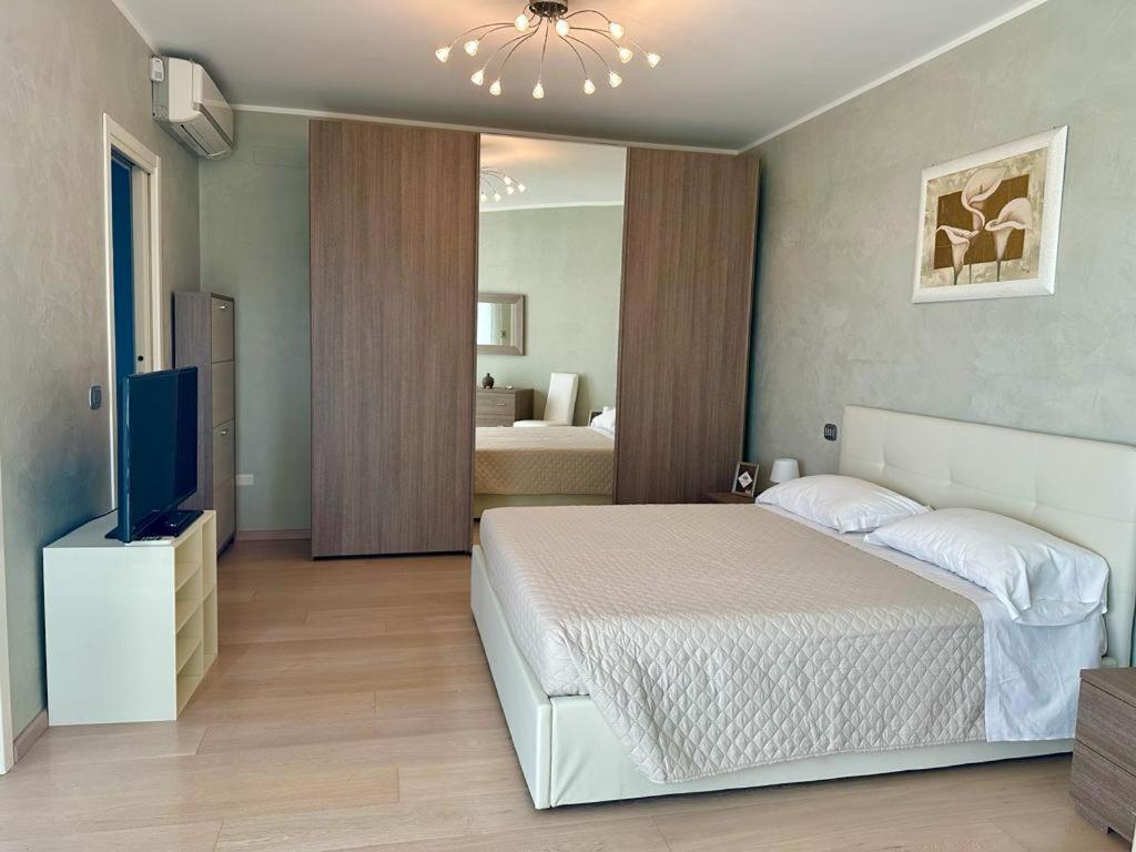 Sigis House - Independent Apartment Sea View Fiumicino Exterior foto